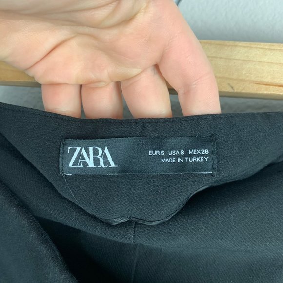 Zara Black Short Skirt Ring Detail Size Small - Picture 4 of 5